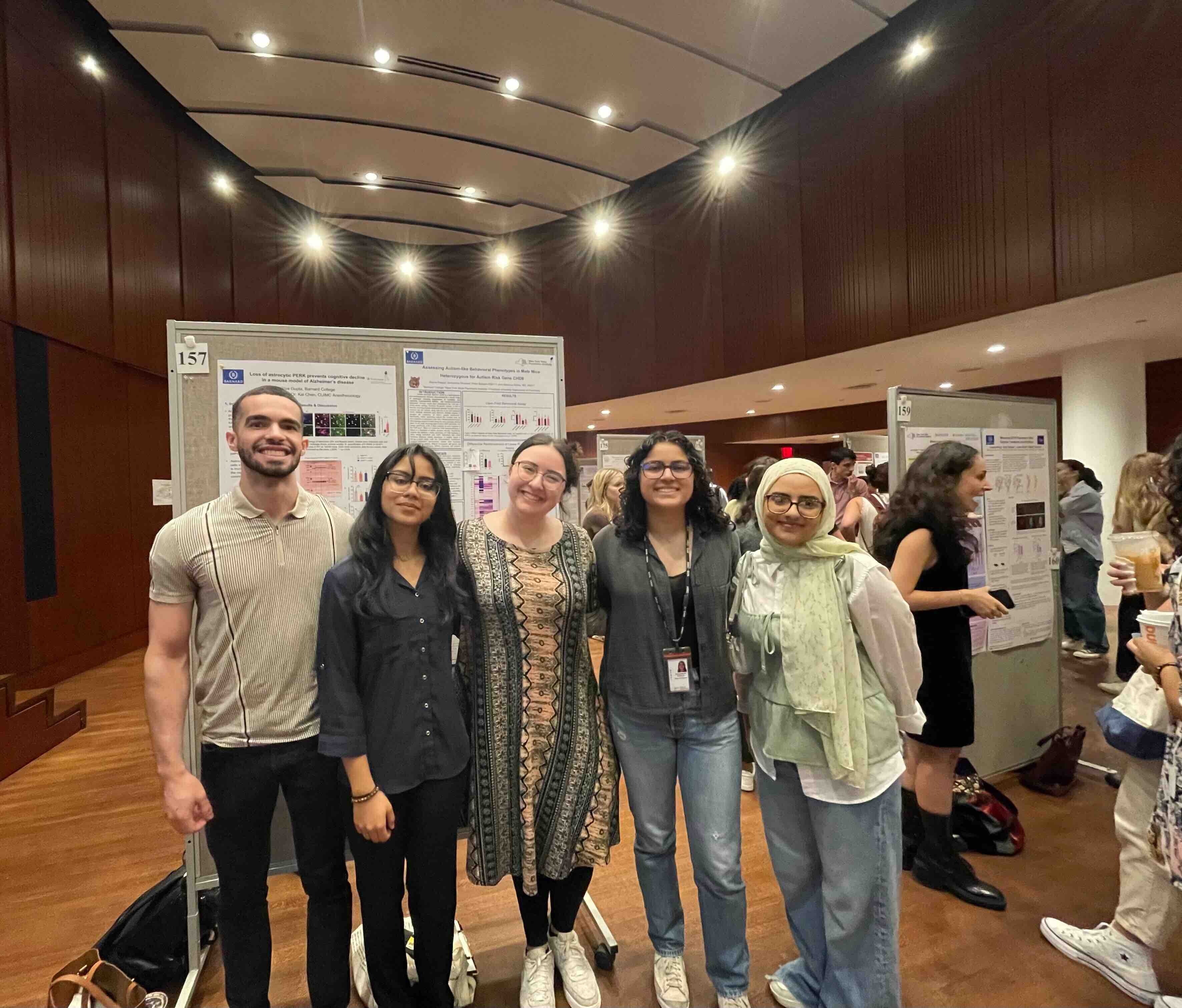 Muhle Lab at Barnard College 2023 SRI poster session